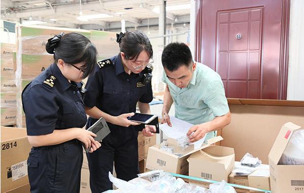 鄭州海關(guān)：前11個(gè)月，河南省外貿(mào)進(jìn)出口總值5024.8億元，其中民營(yíng)企業(yè)進(jìn)出口1366.3億元