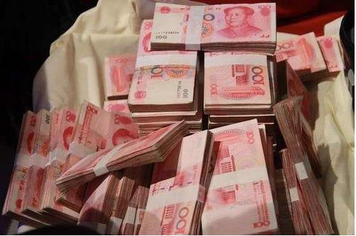 .重慶市人力社保局：全市最低工資標(biāo)準(zhǔn)進(jìn)行了調(diào)整，從2019年1月1日起執(zhí)行