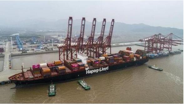 2018年，我國(guó)外貿(mào)進(jìn)出口總值30.51萬(wàn)億元人民幣，其中，出口16.42萬(wàn)億元，進(jìn)口14.09萬(wàn)億元